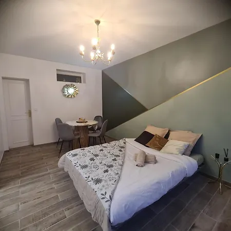 Casa vacanze Joli Eden Saint-Sulpice-de-Faleyrens